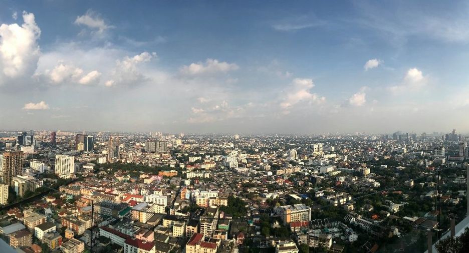 For rent 1 bed condo in Watthana, Bangkok