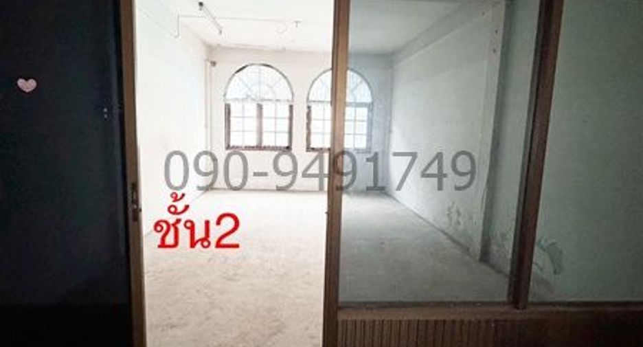 For sale 2 bedrooms retail Space in Phasi Charoen, Bangkok