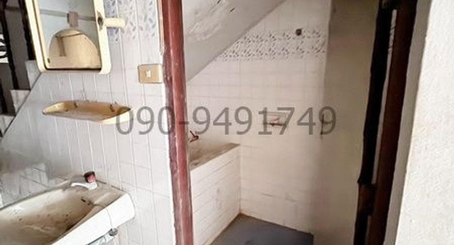 For sale 2 bedrooms retail Space in Phasi Charoen, Bangkok