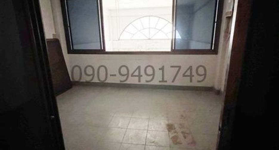 For sale 2 bedrooms retail Space in Phasi Charoen, Bangkok