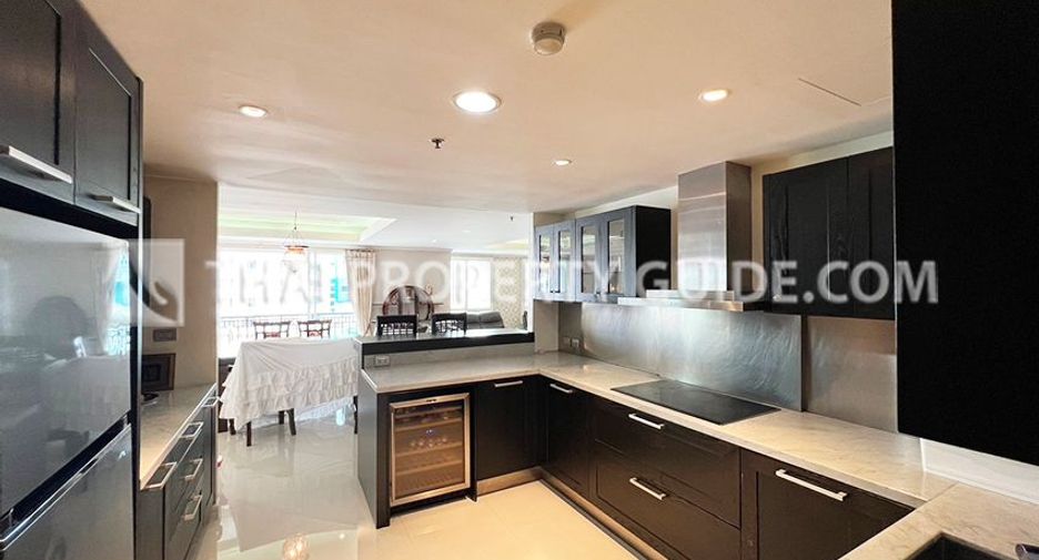 For rent 3 bedrooms condo in Watthana, Bangkok