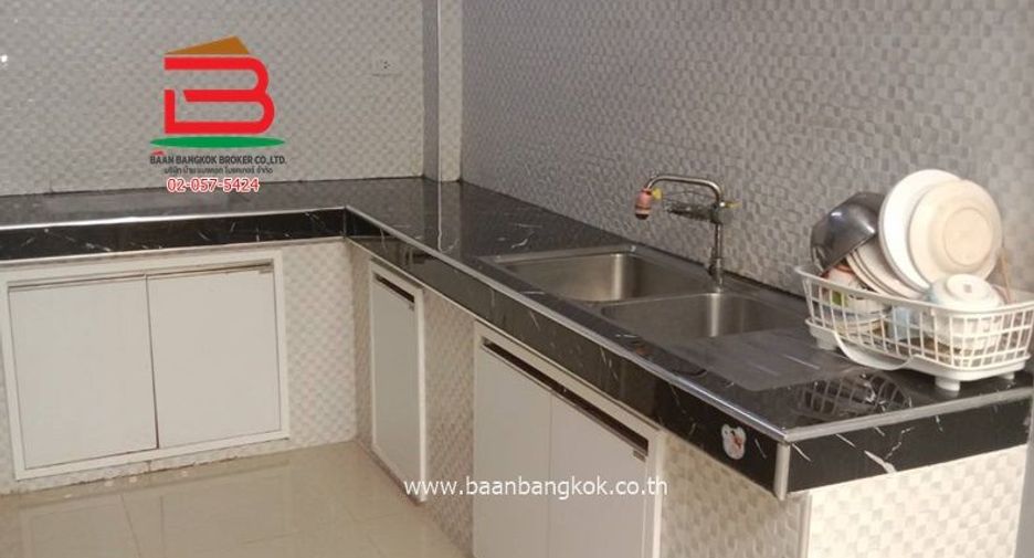 ขาย 4 ห้องนอน ทาวน์เฮ้าส์ ใน หนองจอก, กรุงเทพฯ