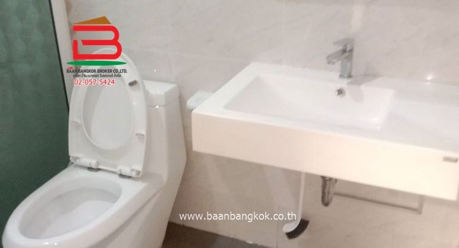 ขาย 4 ห้องนอน ทาวน์เฮ้าส์ ใน หนองจอก, กรุงเทพฯ