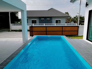 Villa en alquiler y en venta de 3 habitaciones en Doi Saket, Chiang Mai