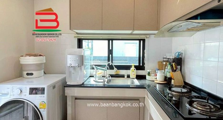 For rent そして for sale 4 ベッドルーム house in Mueang Pathum Thani, Pathum Thani