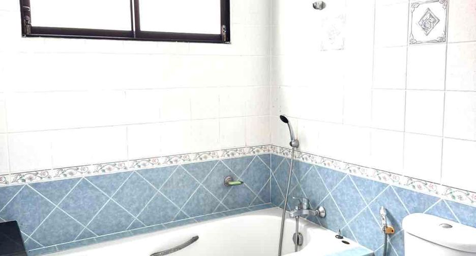 For sale 3 bedrooms house in Bang Lamung, Chonburi