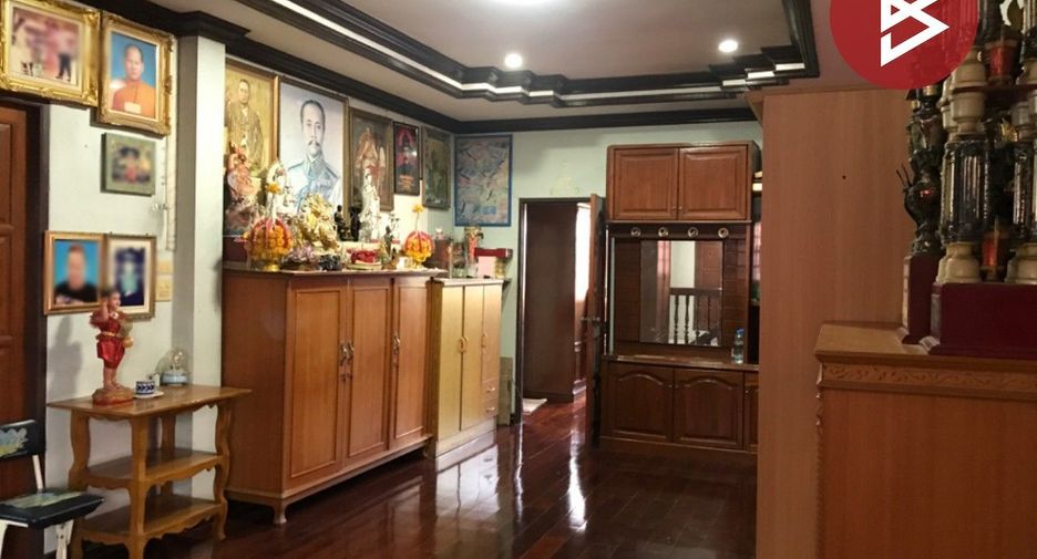 For sale 4 ベッドルーム house in Mueang Samut Songkhram, Samut Songkhram