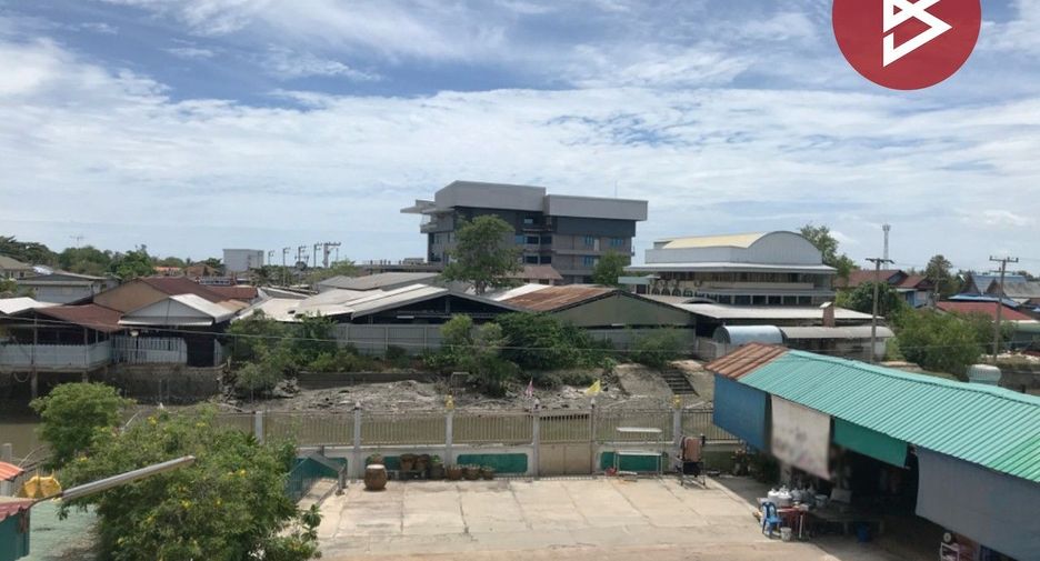For sale 4 ベッドルーム house in Mueang Samut Songkhram, Samut Songkhram