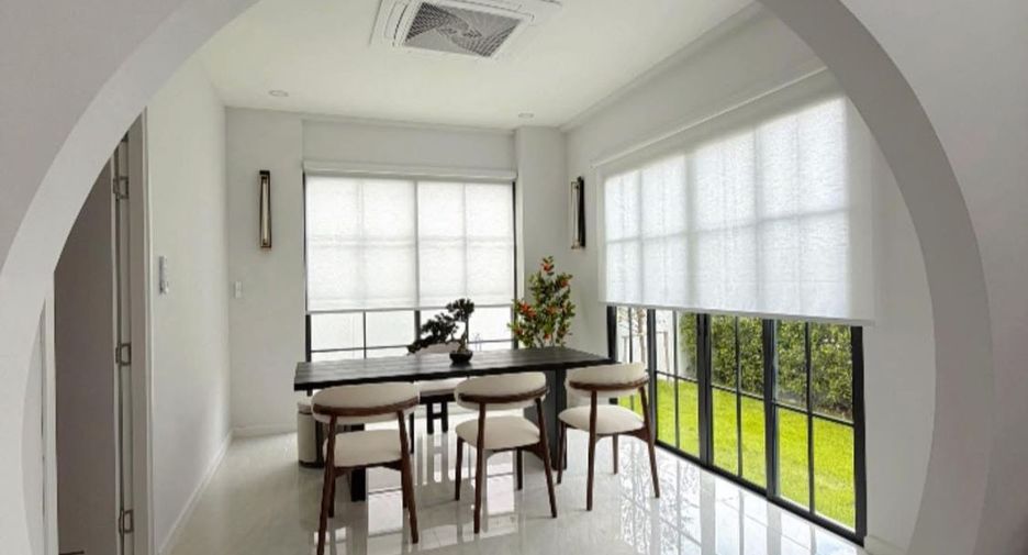 For rent 5 bedrooms villa in Bang Lamung, Chonburi