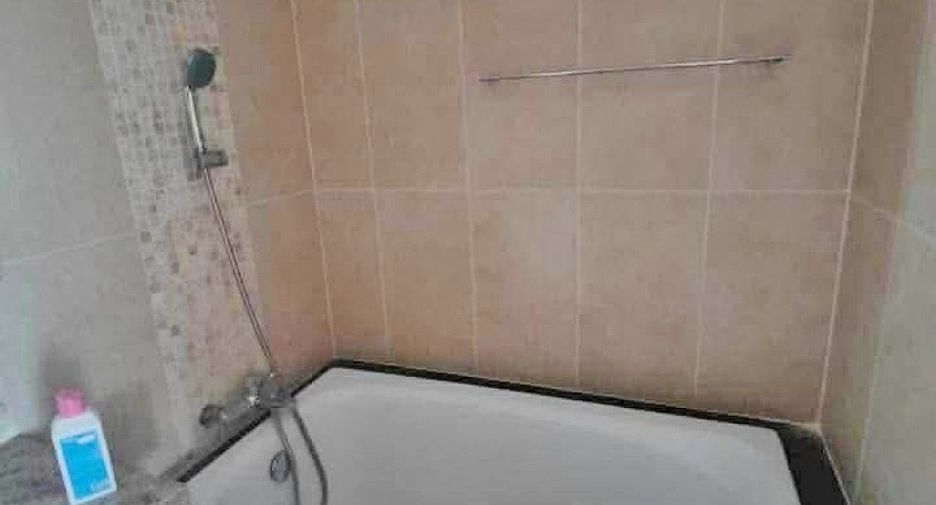 For sale 1 bed condo in Si Racha, Chonburi