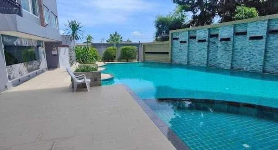For sale 1 bed condo in Si Racha, Chonburi