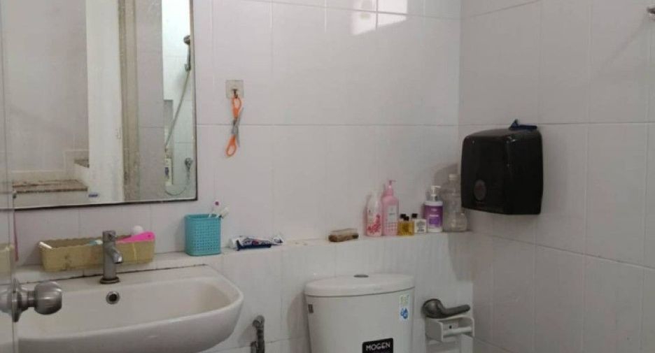 For sale 3 bedrooms house in Bang Pakong, Chachoengsao