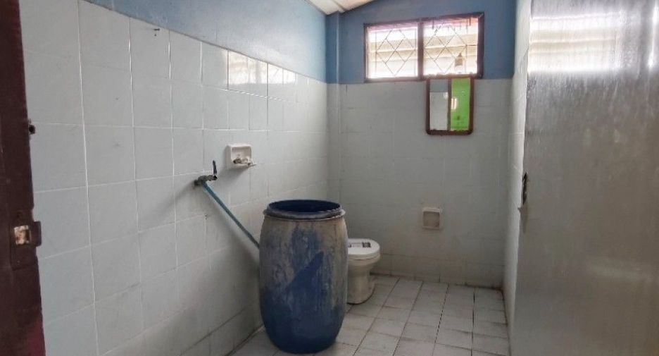 For sale 3 ベッドルーム house in Ban Pong, Ratchaburi