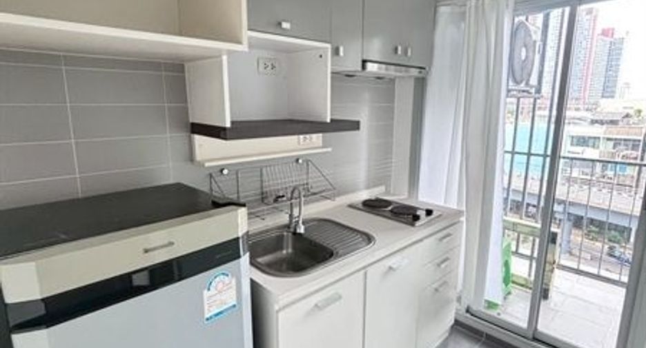 For sale 1 bed condo in Suan Luang, Bangkok