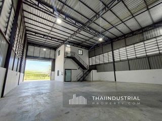 For rent warehouse in Lam Luk Ka, Pathum Thani