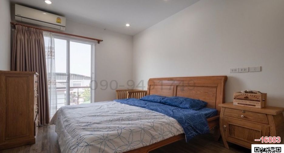 For rent 7 bedrooms townhouse in Don Mueang, Bangkok