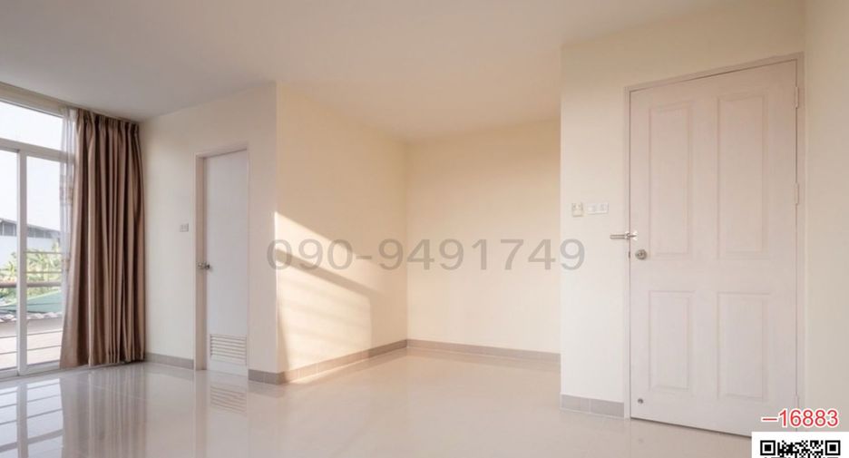 For rent 7 bedrooms townhouse in Don Mueang, Bangkok
