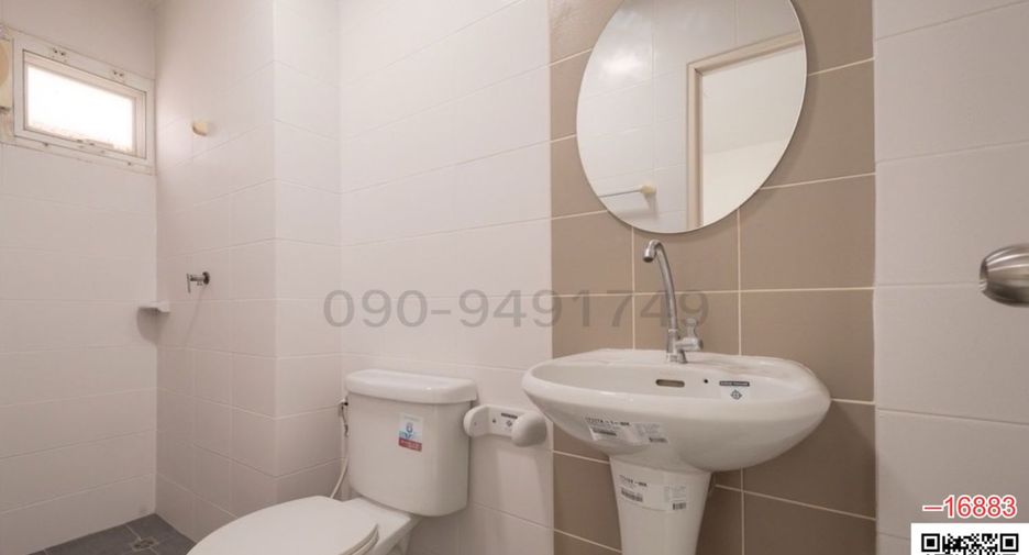 For rent 7 bedrooms townhouse in Don Mueang, Bangkok
