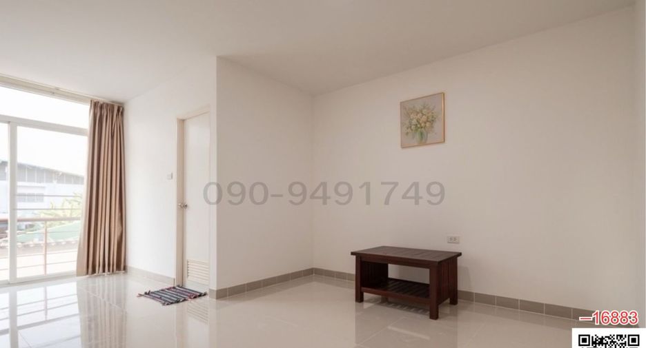 For rent 7 bedrooms townhouse in Don Mueang, Bangkok