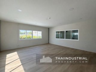 À louer entrepôt à Phanat Nikhom, Chonburi