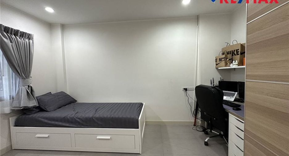 Продажа 2 спальни кондо в Саттахип, Чонбури