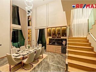For sale 4 bedrooms house in Na Jomtien, Pattaya