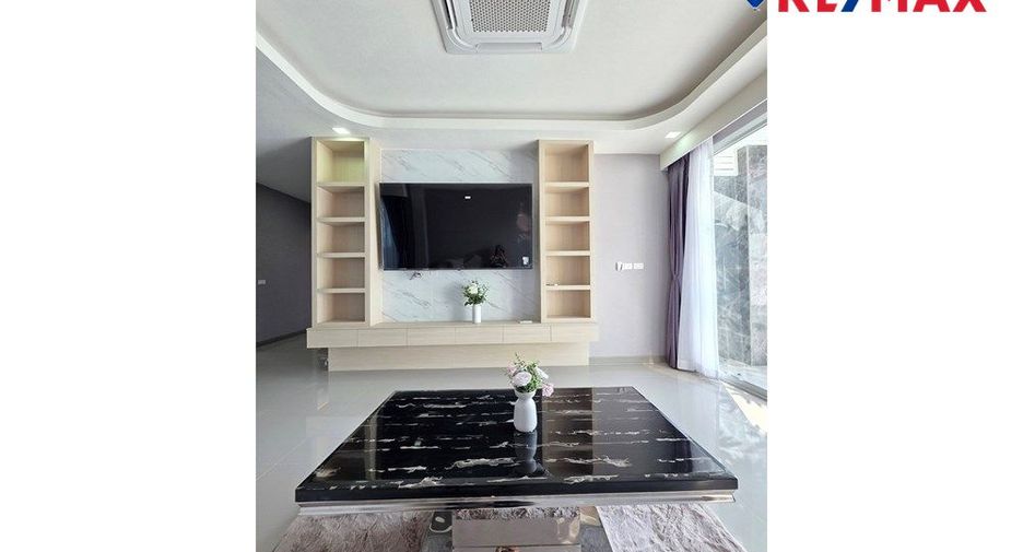 À vendre 5 chambres maison à Bang Lamung, Chonburi