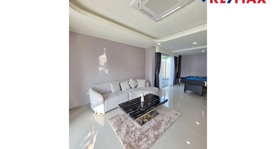 À vendre 5 chambres maison à Bang Lamung, Chonburi