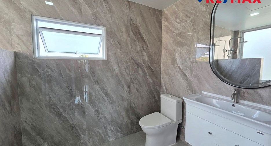 À vendre 5 chambres maison à Bang Lamung, Chonburi