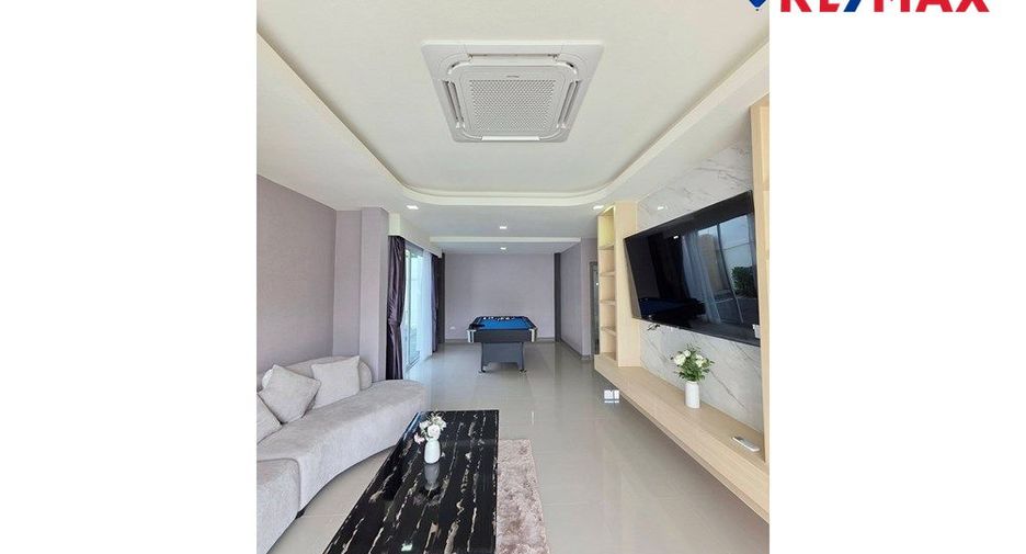À vendre 5 chambres maison à Bang Lamung, Chonburi