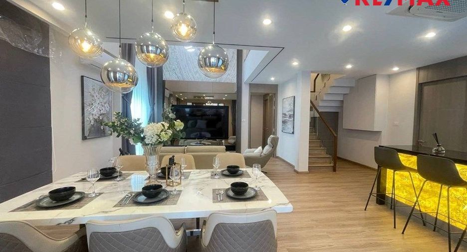 Продажа 4 спальни дом в Банг Ламунг, Чонбури