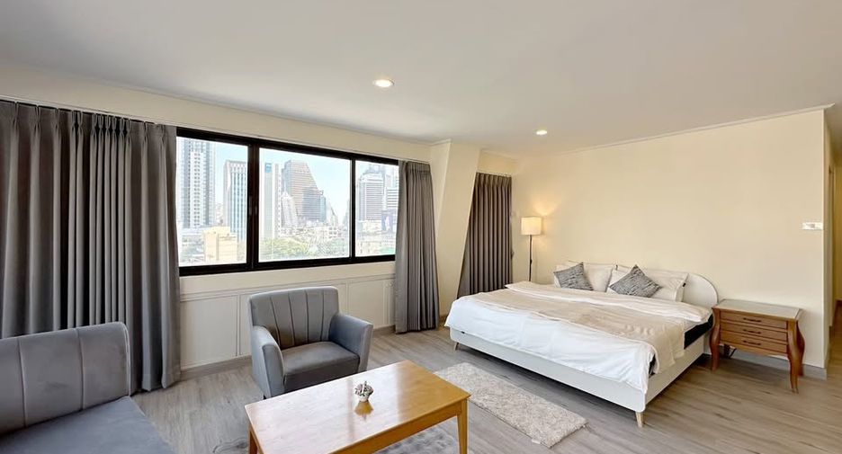 Wohnung zur Miete mit 3 Zimmer in Khlong Toei, Bangkok