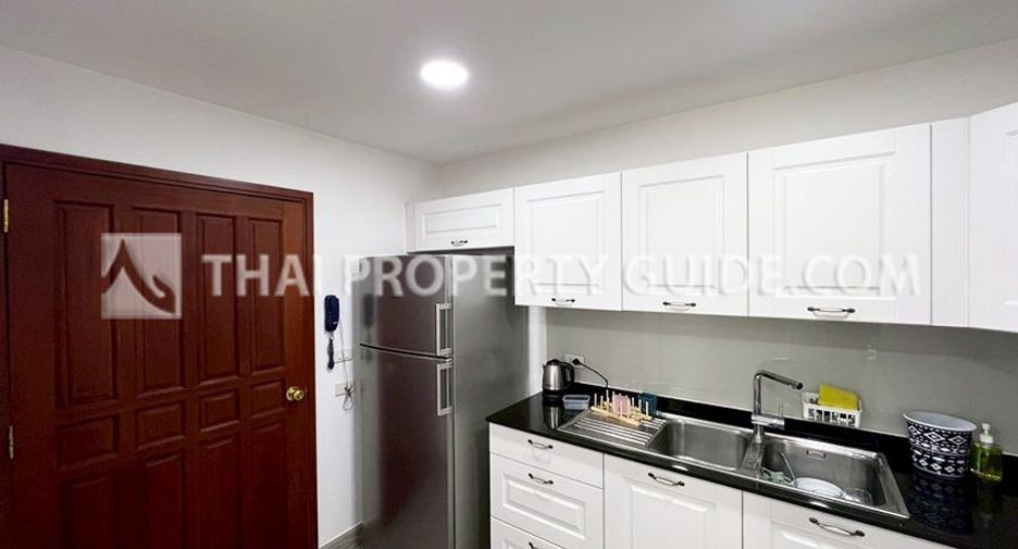 Condo en alquiler de 3 habitaciones en Watthana, Bangkok