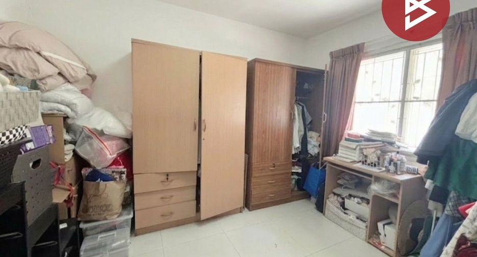 Reihenhaus zum Kauf mit 3 Zimmer in Bang Phli, Samut Prakan