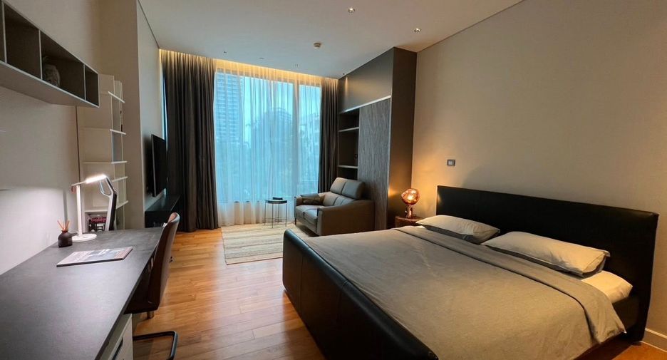 For rent 1 bed condo in Pathum Wan, Bangkok