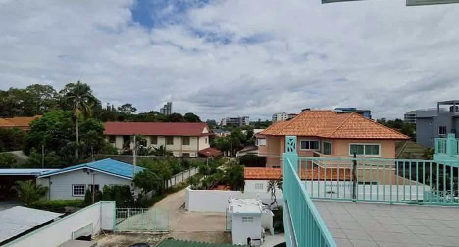 For sale 8 bedrooms apartment in Sattahip, Chonburi