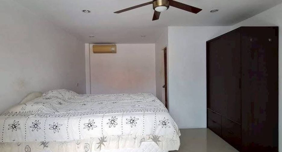 For sale 8 bedrooms apartment in Sattahip, Chonburi