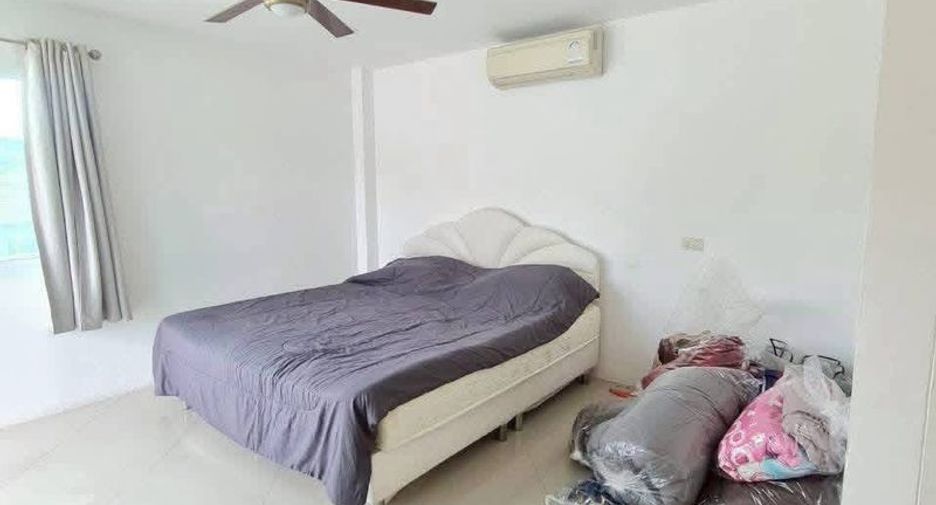 For sale 8 bedrooms apartment in Sattahip, Chonburi