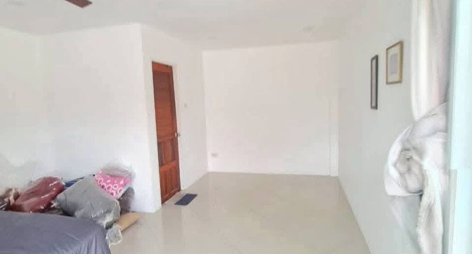 For sale 8 bedrooms apartment in Sattahip, Chonburi