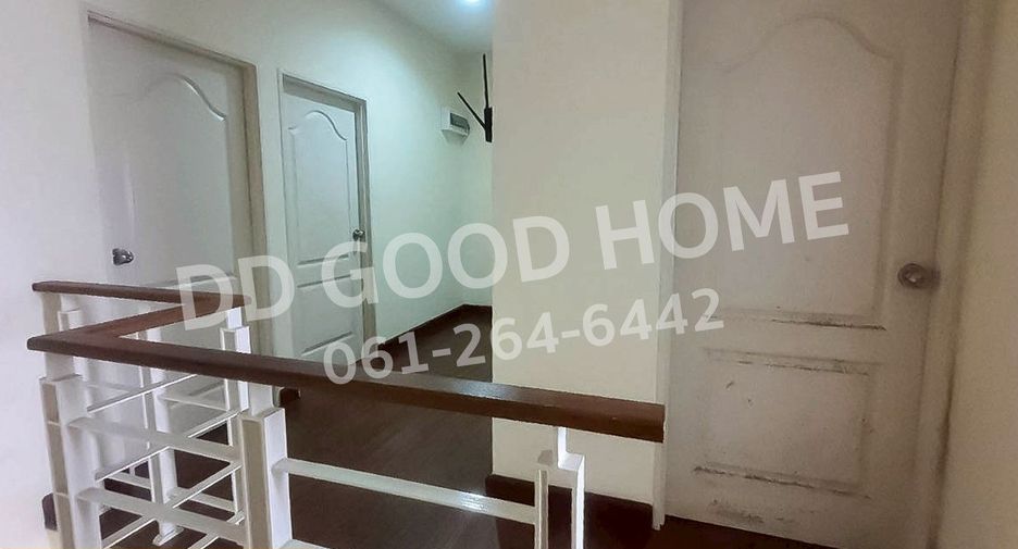 Продажа 4 спальни таунхаус в Lat Lum Kaeo, Патумтани