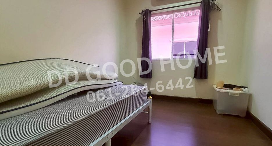 Продажа 4 спальни таунхаус в Lat Lum Kaeo, Патумтани