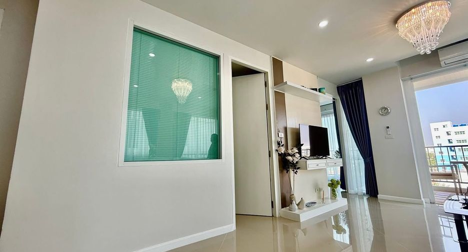 For rent 2 bedrooms condo in Bang Lamung, Chonburi