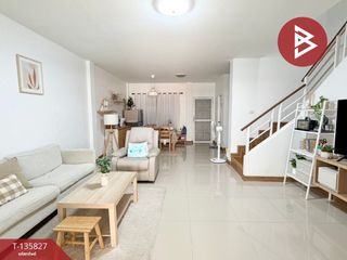 Reihenhaus zum Kauf mit 3 Zimmer in Si Racha, Chonburi