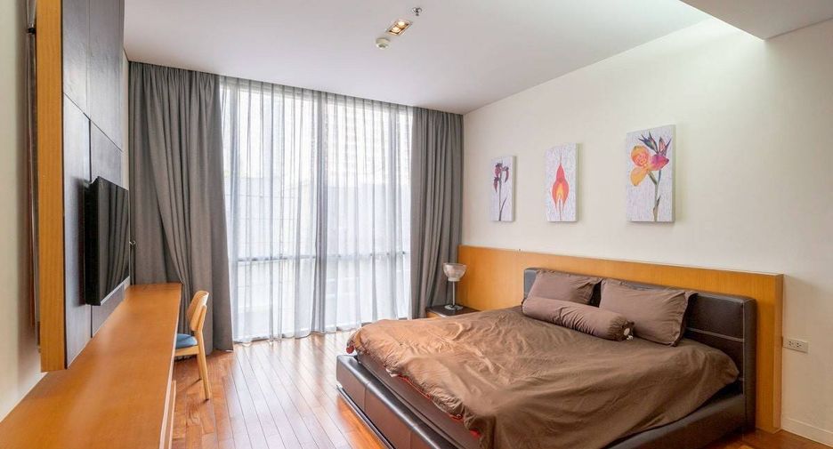 For rent and for sale 2 bedrooms condo in Khlong Toei, Bangkok