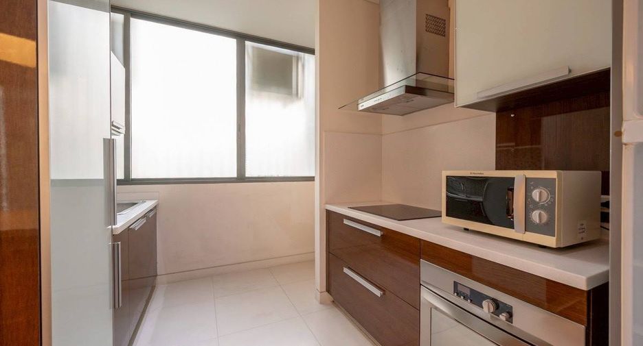 For rent and for sale 2 bedrooms condo in Khlong Toei, Bangkok