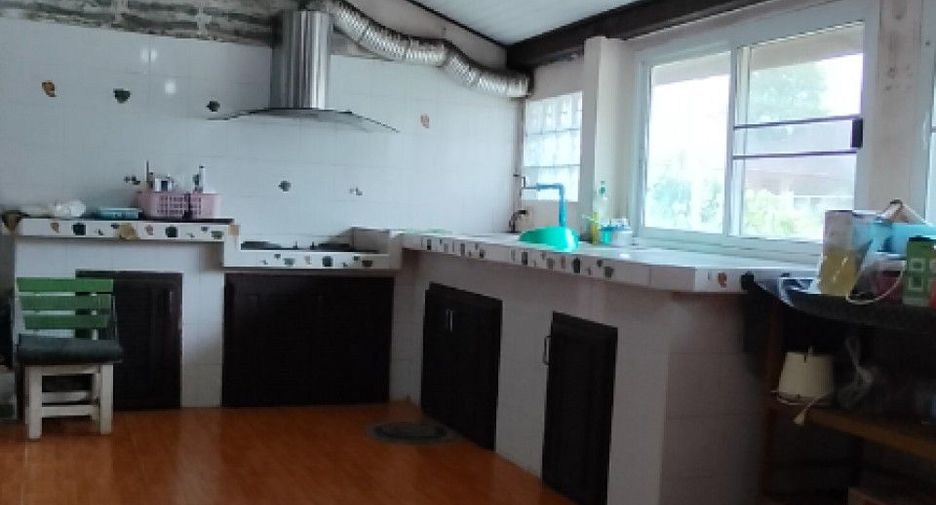 Haus zum Kauf mit 3 Zimmer in Mueang Nakhon Si Thammarat, Nakhon Si Thammarat