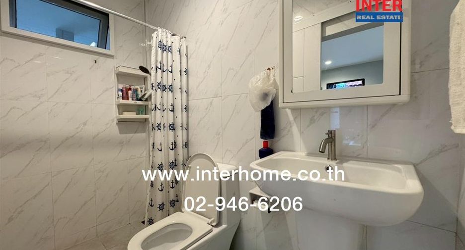出售 4 卧室 独立屋 在 Don Mueang, 曼谷