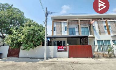 For sale 3 bedrooms townhouse in Mueang Samut Prakan, Samut Prakan
