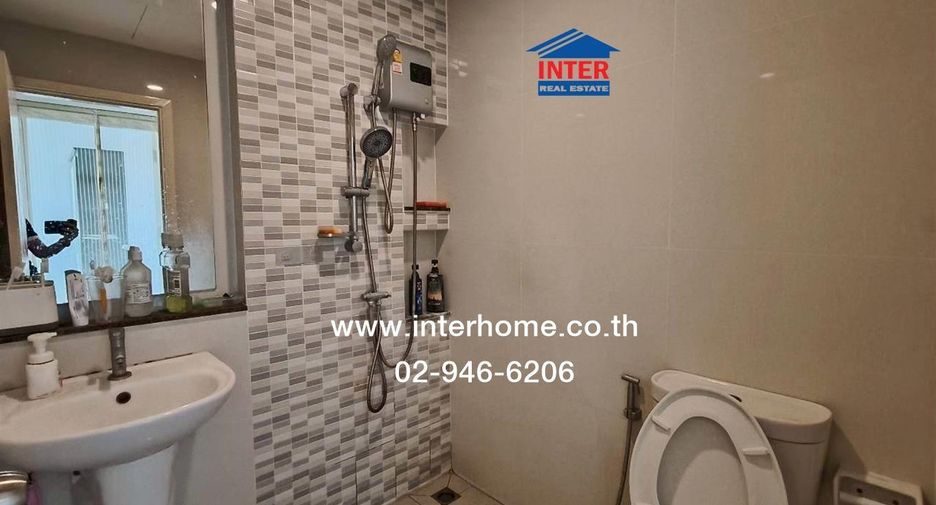 Casa adosada en venta de 4 habitaciones en Bang Bua Thong, Nonthaburi