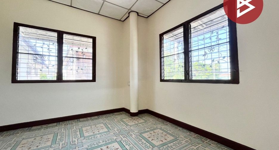 Casa adosada en venta de 4 habitaciones en Mueang Nonthaburi, Nonthaburi